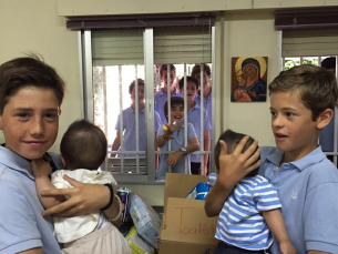 Solidaridad. Entrega del material conseguido en el Duathlon Solidario